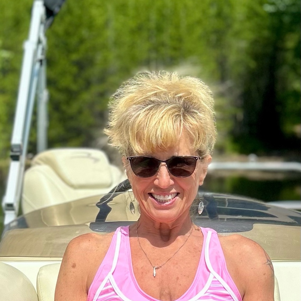 Meet your Posher, Carol